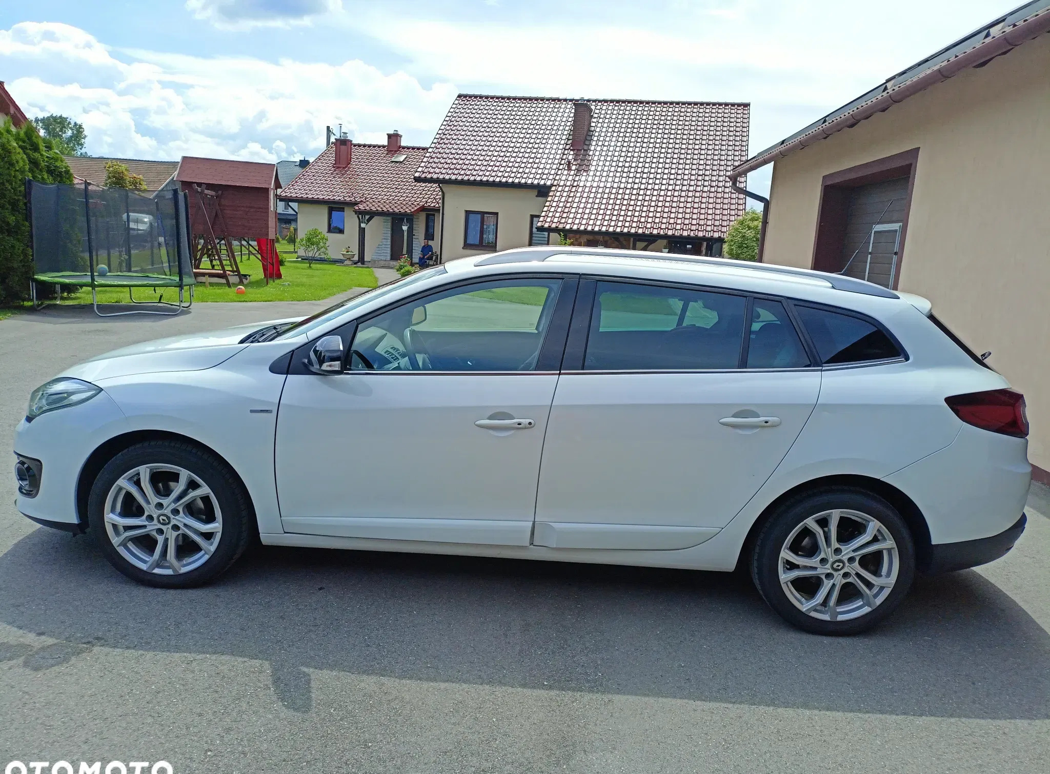 niepołomice Renault Megane cena 32500 przebieg: 217500, rok produkcji 2014 z Niepołomice